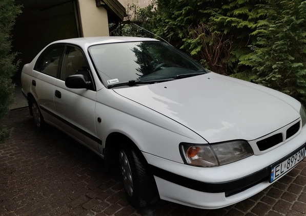 Toyota Carina cena 9600 przebieg: 218000, rok produkcji 1997 z Łódź małe 79